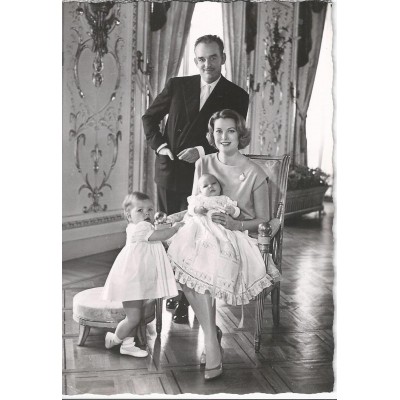 Le Prince Rainier III,La Princesse Grace,Le Prince Albert,La Princesse Caroline 